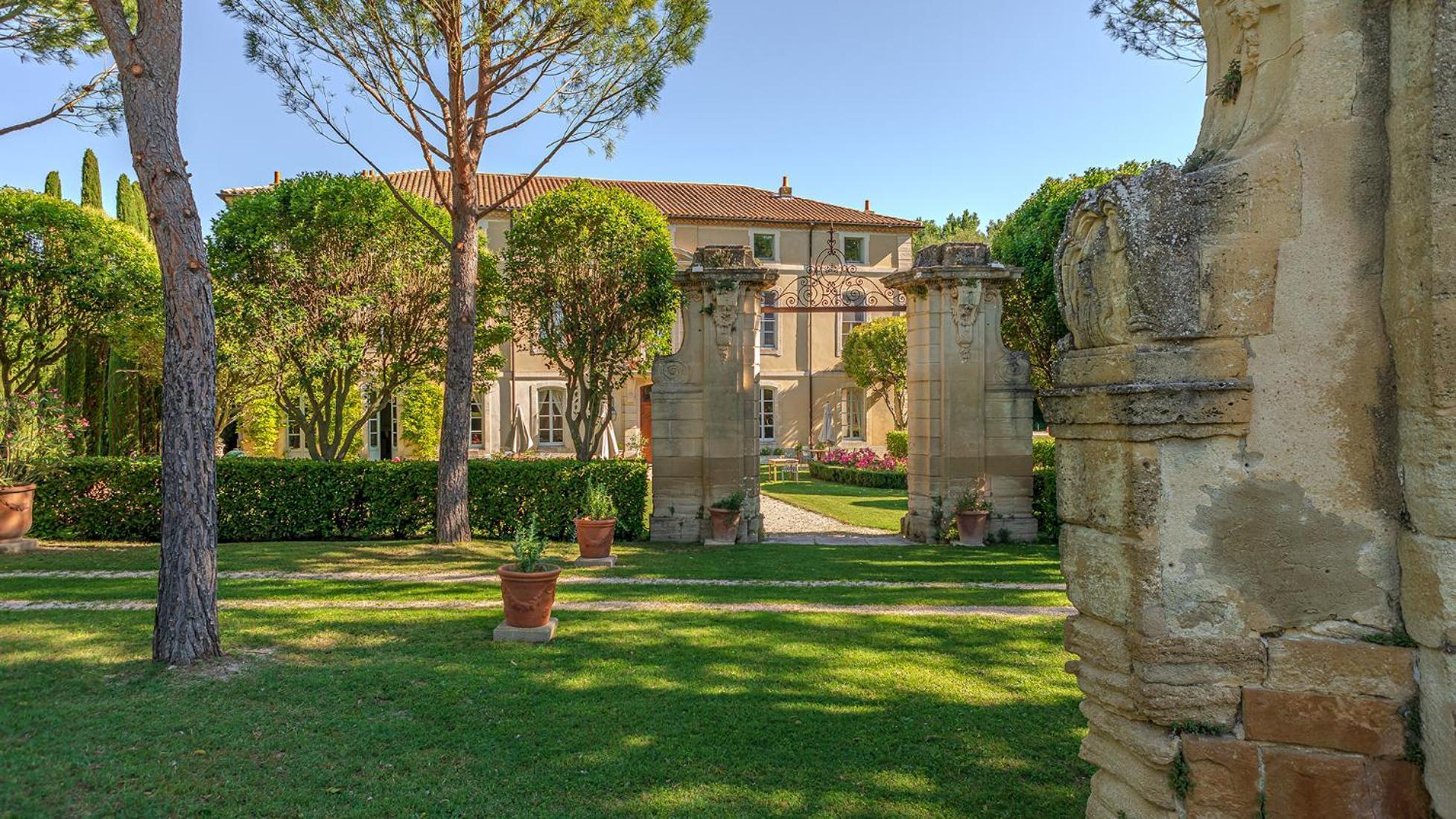 Chateau Talaud Loriol-du-Comtat Экстерьер фото